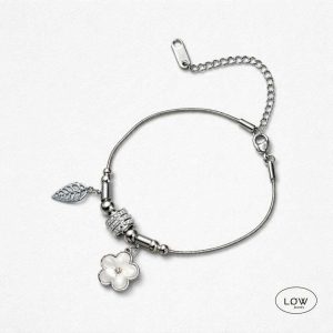 Aurora Clover Charm Bracelet Silver