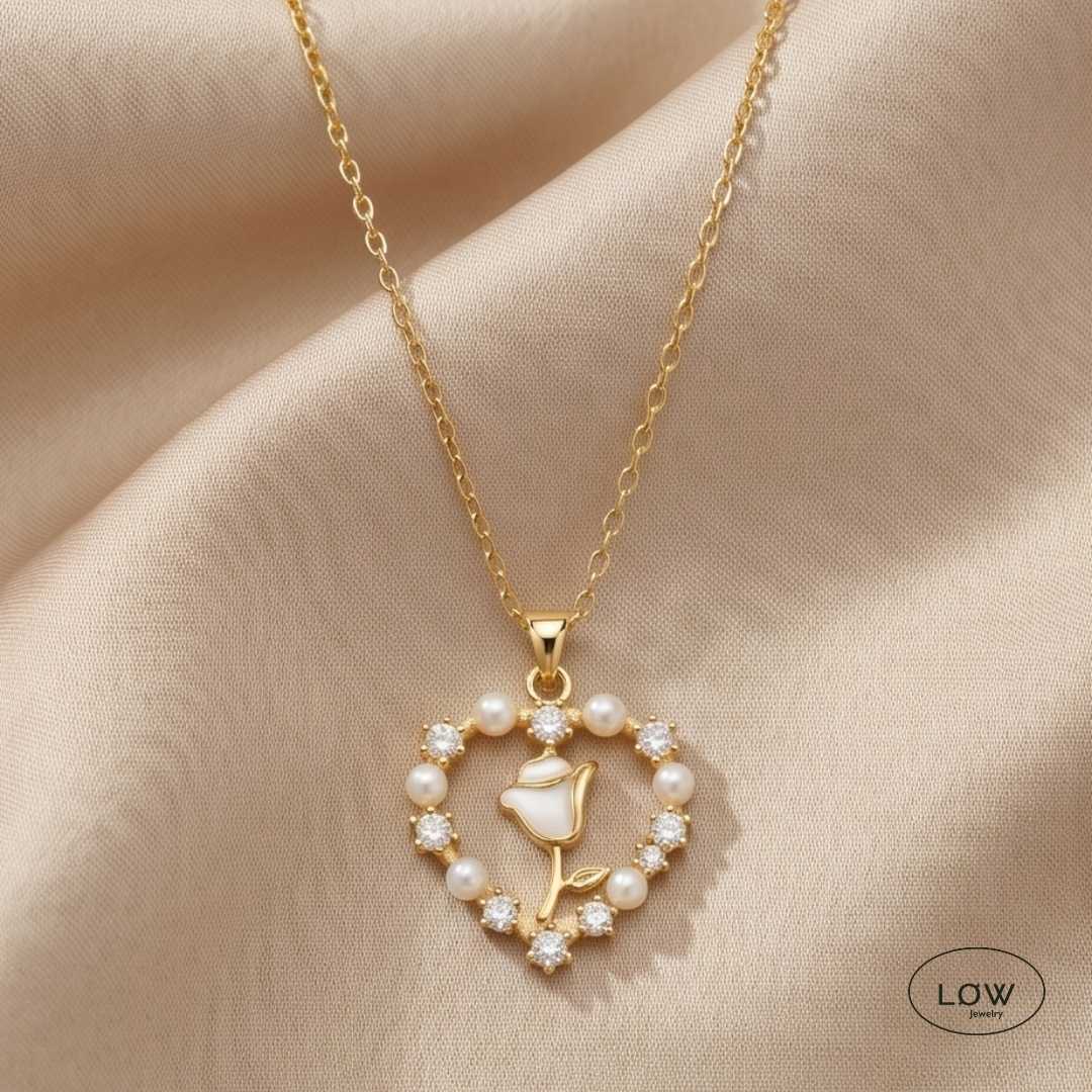 Flower Heart Tulip Necklace – Gold Tone - Image 8