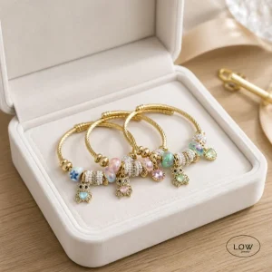 Teddy Pearl Charm Bracelet Gold